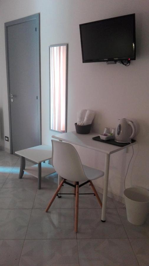 אסראלה B&B Terra Di Miti מראה חיצוני תמונה